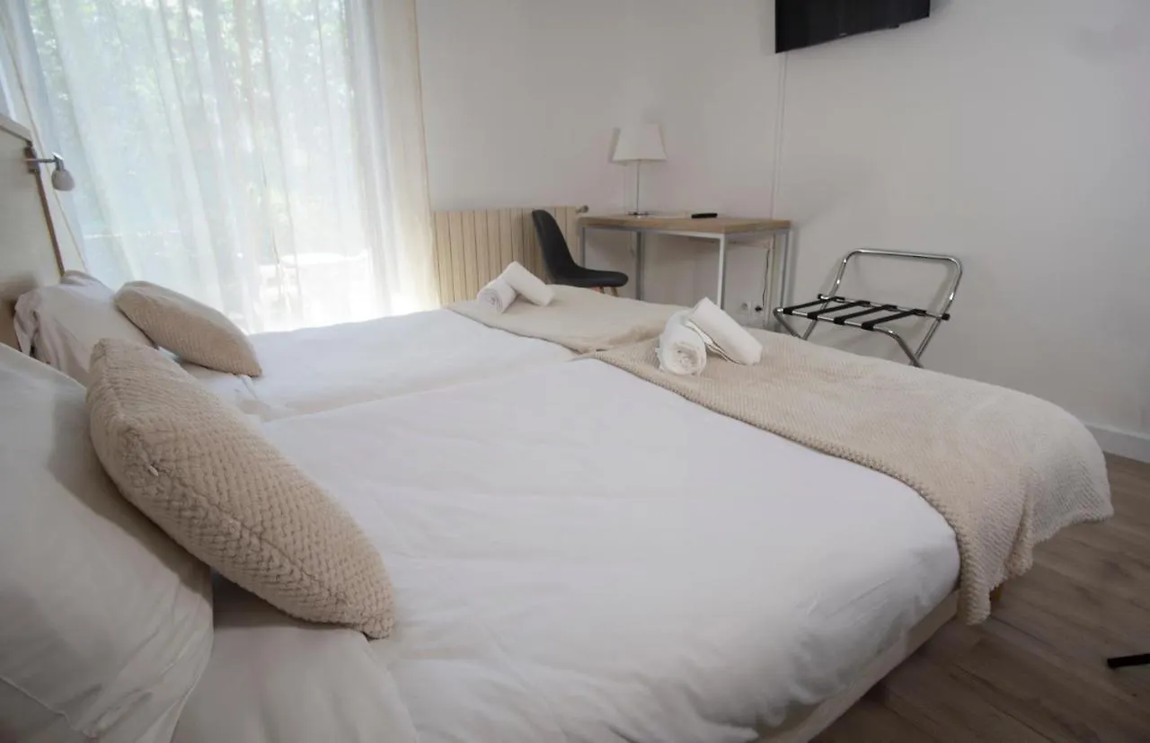 Hotel Pyrene Foix 3*,  France